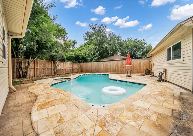 Photo 2 of Single family home for sale at 4303 Long Grove Dr, Seabrook, TX 77586 | MLS# 3258214 | Listing updated on 2026-09-19
