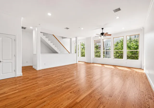 Photo 3 of Townhouse for sale at 2118 Holman St, Houston, TX 77004 | MLS# 95474291 | Listing updated on 2026-06-14