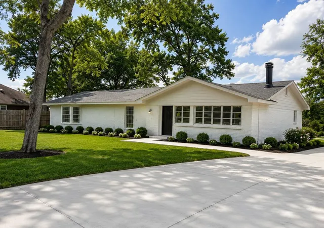 3rd image of 323 Spruce Lake Rd, Houston, TX 77336 | MLS# 69296754