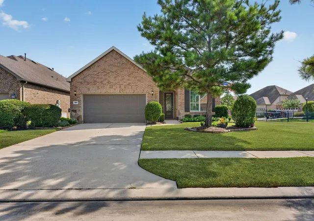 Photo 1 of Sale Pending at 261 Palomino Ct, Spring, TX 77382 | MLS# 65881501 | Listing updated on 2026-09-09