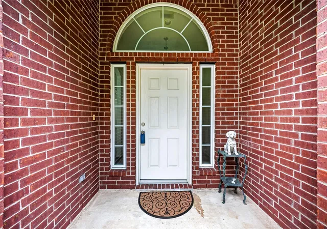 Photo 4 of Single family home for sale at 10117 Woodwind Dr, Houston, TX 77025 | MLS# 59847164 | Listing updated on 2026-08-09