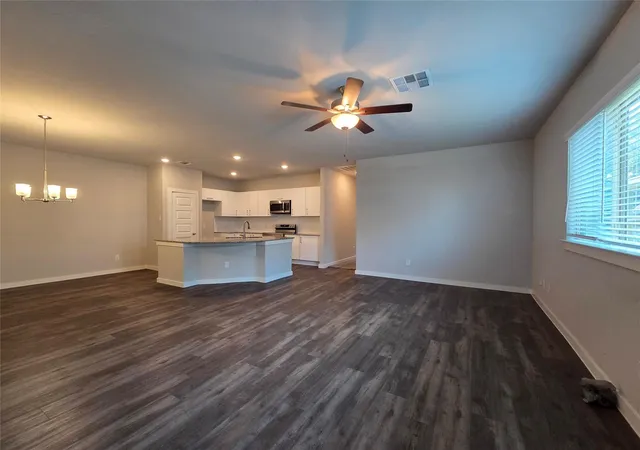 Listing Photo 4 - Condo for sale in building located at 9797-9801 Grosbeak Ln, Magnolia, TX 77354
