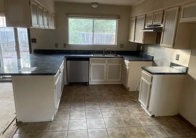 Photo 3 of Sale Pending at 23021 Apple Arbor Dr, Spring, TX 77373 | MLS# 844789 | Listing updated on 2026-09-16