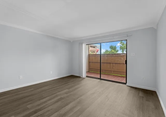 3rd image of 8423 Hearth Dr #3, Houston, TX 77054 | MLS# 81144292