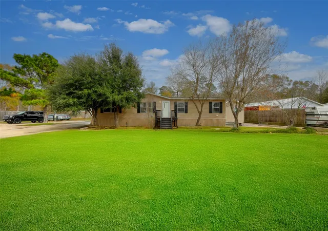 Photo 2 of Single family home for sale at 2373 Crockett Martin Rd, Conroe, TX 77306 | MLS# 17490984 | Listing updated on 2026-09-11