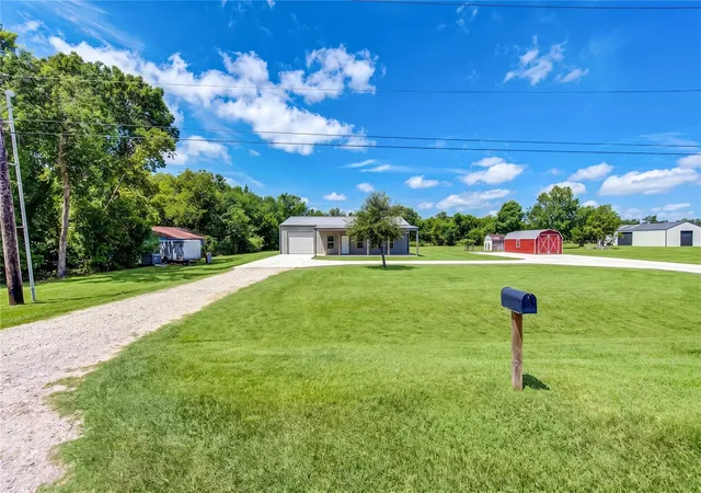 Photo 3 of Single family home for sale at 2518 Main St, Liverpool, TX 77577 | MLS# 77139414 | Listing updated on 2026-09-03