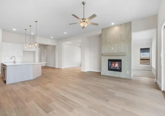 3rd image of 6415 Seville, Manvel, TX 77578 | MLS# 10609941
