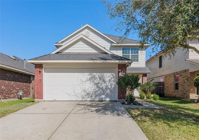 Photo 2 of Single family home for sale at 12731 Kiev Hills Ln, Houston, TX 77047 | MLS# 96027011 | Listing updated on 2026-06-05