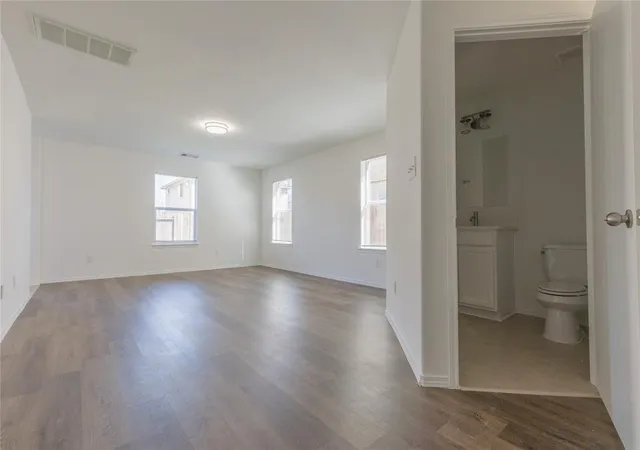 Photo 4 of Single family home for sale at 12731 Kiev Hills Ln, Houston, TX 77047 | MLS# 96027011 | Listing updated on 2026-06-05