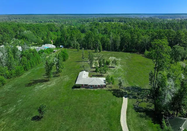 Photo 33 of Single family home for sale at 7185 State Hwy 75 S, Huntsville, TX 77340 | MLS# 58638754 | Listing updated on 2026-05-31