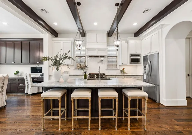 Photo 2 of Sale Pending at 4609 Beech St, Bellaire, TX 77401 | MLS# 68275437 | Listing updated on 2026-08-31