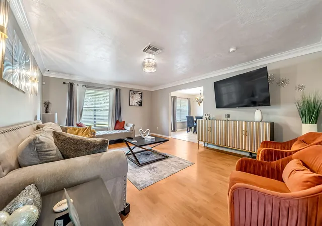 Photo 2 of Single family home for sale at 6215 Sutton Meadows Dr, Houston, TX 77086 | MLS# 8565028 | Listing updated on 2026-08-31