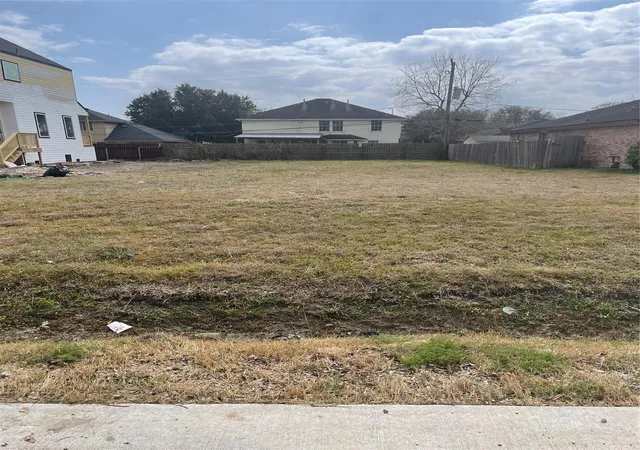 Photo 3 of Land for sale at 0 Sunbeam Rd, Houston, TX 77033 | MLS# 81315535 | Listing updated on 2026-08-24