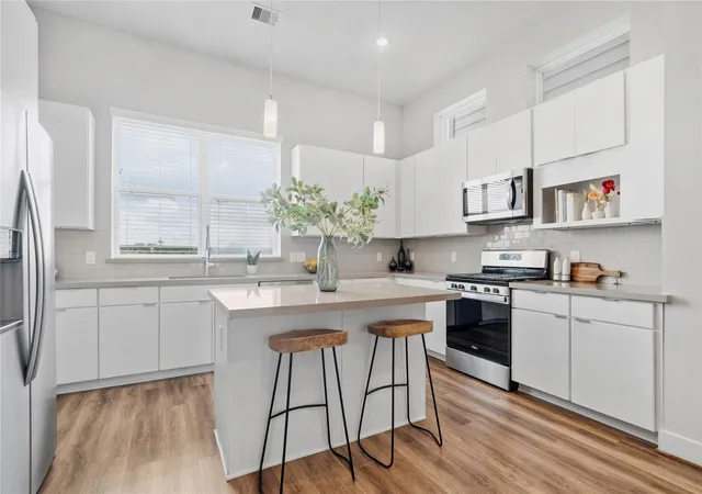 Photo 1 of Single family home for sale at 1254 N Post Oak Rd #A, Houston, TX 77055 | MLS# 58785717 | Listing updated on 2026-09-04