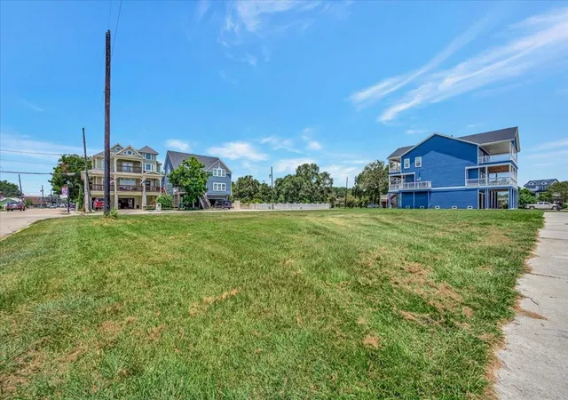 Photo 3 of Land for sale at 0 Hall St Lot 5, Seabrook, TX 77586 | MLS# 87923769 | Listing updated on 2026-08-06