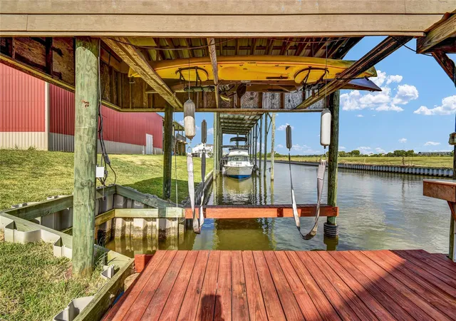 42nd image of 220 Kings Dr, Freeport, TX 77541 | MLS# 93312825
