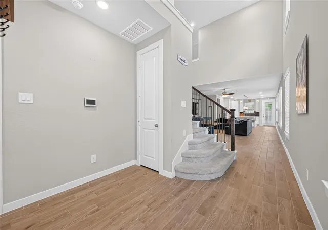 Photo 4 of Single family home for sale at 866 Sendero Trl, Conroe, TX 77304 | MLS# 8004091 | Listing updated on 2026-09-18