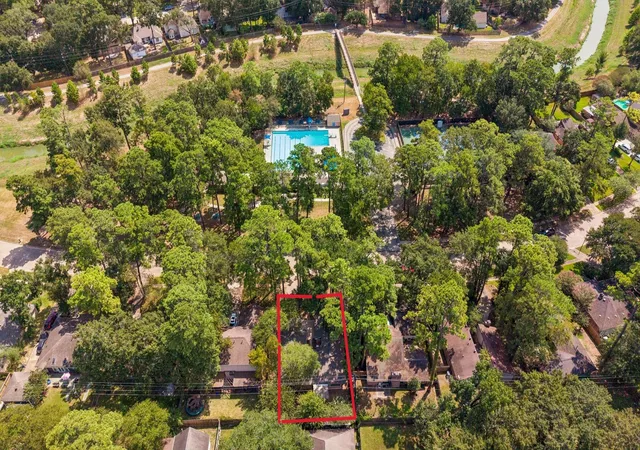 Photo 2 of Single family home for sale at 15119 Willow Branch Dr, Houston, TX 77070 | MLS# 70182188 | Listing updated on 2026-09-04