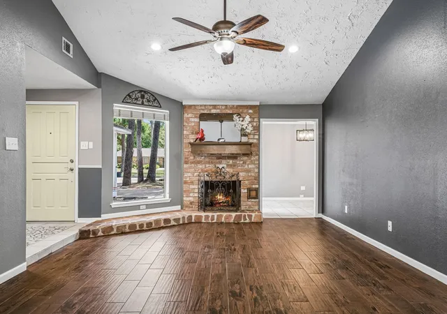 Photo 4 of Single family home for sale at 15119 Willow Branch Dr, Houston, TX 77070 | MLS# 70182188 | Listing updated on 2026-09-04