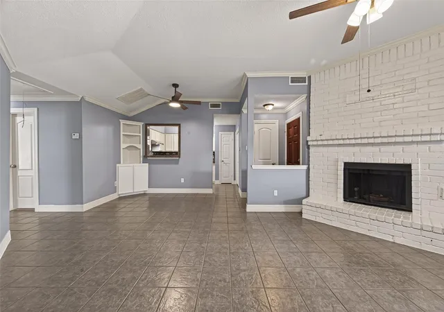 Photo 3 of Sale Pending at 11806 Roandale Dr, Houston, TX 77048 | MLS# 28531004 | Listing updated on 2026-09-22
