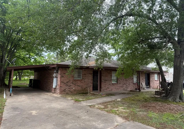 Photo 9 of Multi family home for sale at 710 Lyle W Ave #712, Cleveland, TX 77327 | MLS# 14432027 | Listing updated on 2025-11-13