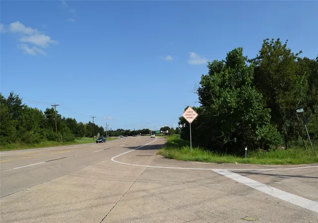 Photo 4 of Land for sale at 2304 Old Rd, Friendswood, TX 77546 | MLS# 12408907 | Listing updated on 2026-06-18