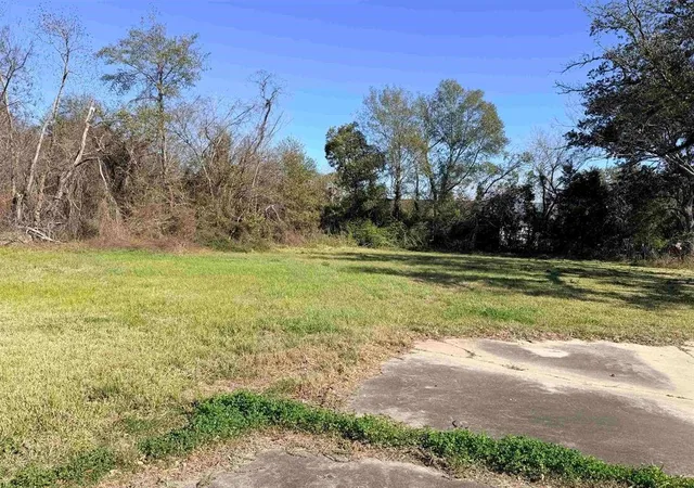 4th image of 1606 W Park Ave, Orange, TX 77630 | MLS# 75221033