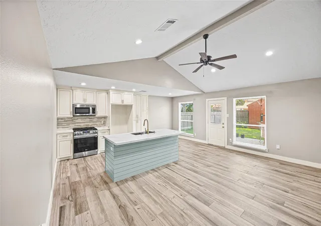 Photo 1 of Single family home for sale at 5923 Dee Dr, Pasadena, TX 77505 | MLS# 74922601 | Listing updated on 2026-08-29