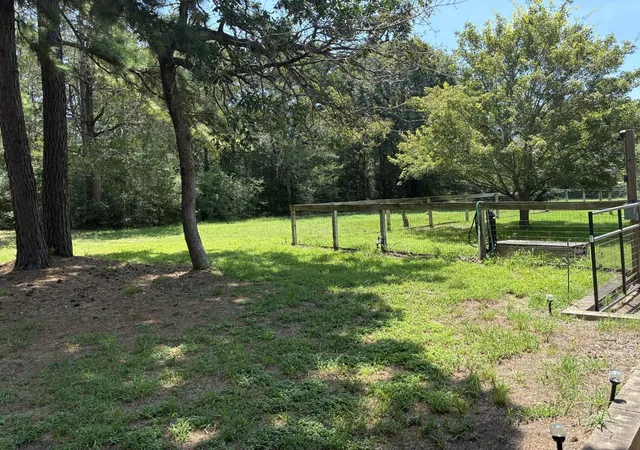 3rd image of 1052 Briar Crest Dr, New Ulm, TX 78950 | MLS# 98032034