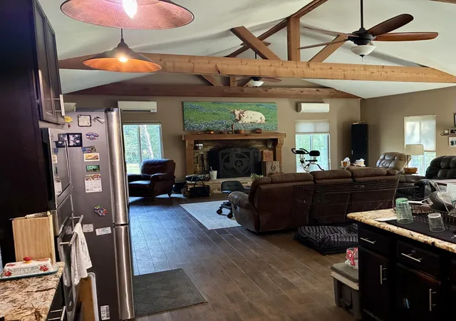 5th image of 1052 Briar Crest Dr, New Ulm, TX 78950 | MLS# 98032034
