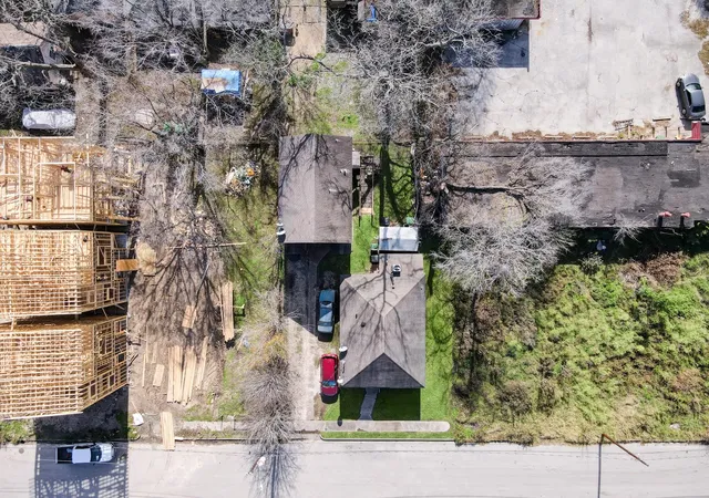 Photo 3 of Single family home for sale at 3230 Bremond St, Houston, TX 77004 | MLS# 28703156 | Listing updated on 2026-06-25