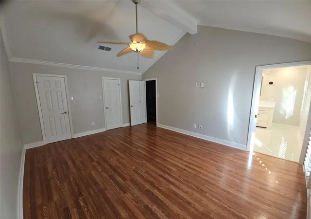 Photo 3 of Townhouse for sale at 4716 Post Oak Timber Dr, Houston, TX 77056 | MLS# 89446444 | Listing updated on 2026-09-05