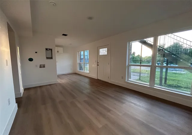 3rd image of 2607 Live Oak St, Houston, TX 77004 | MLS# 38480877