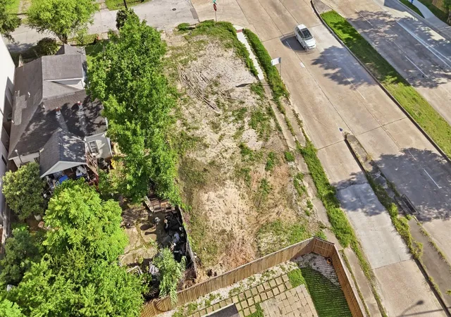 Photo 4 of Land for sale at 5342 Petty St, Houston, TX 77007 | MLS# 15715601 | Listing updated on 2026-06-11