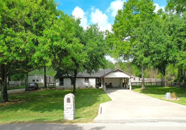 Homes for sale in Pinehurst, TX | 142 Sentinel Oaks, Pinehurst, TX 77362 | MLS# 24086999