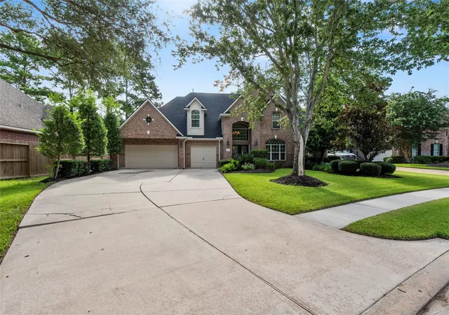 Photo 3 of Single family home for sale at 15618 Stable Lake Dr, Cypress, TX 77429 | MLS# 22607787 | Listing updated on 2026-09-14