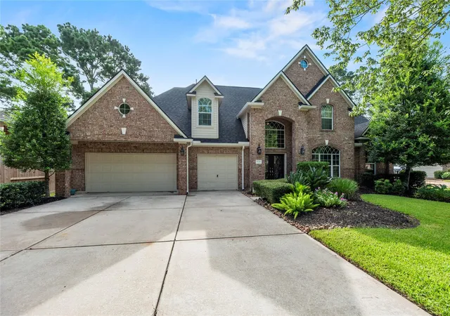 Photo 3 of Single family home for sale at 15618 Stable Lake Dr, Cypress, TX 77429 | MLS# 22607787 | Listing updated on 2026-09-14