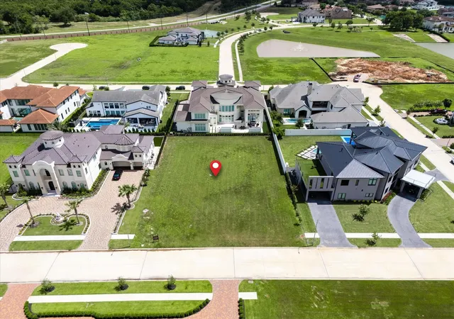 Photo 1 of Sale Pending at 6 Alexandra Way Cir, Richmond, TX 77469 | MLS# 66922502 | Listing updated on 2026-09-12