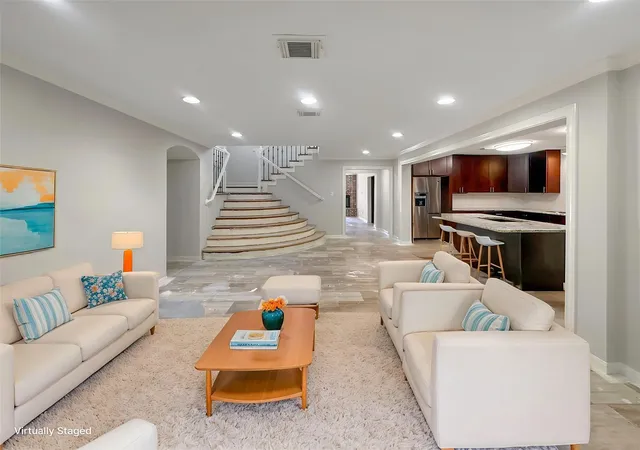 2nd image of 4319 Woodvalley Dr, Houston, TX 77096 | MLS# 39061422