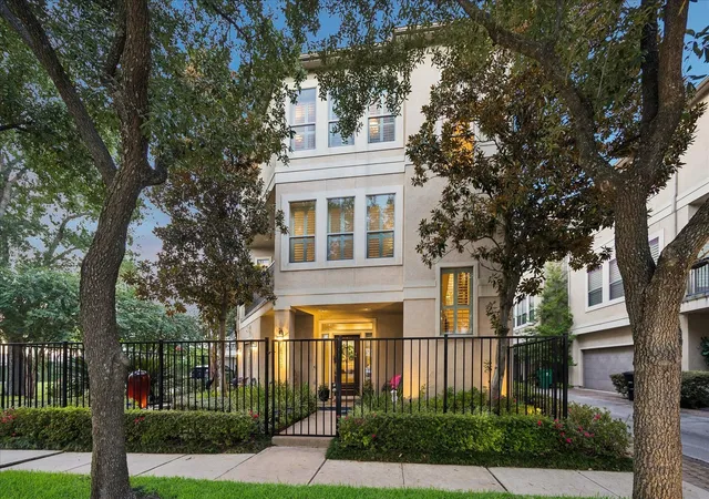 1st image of 4738 Banning Dr, Houston, TX 77027 | MLS# 66187767