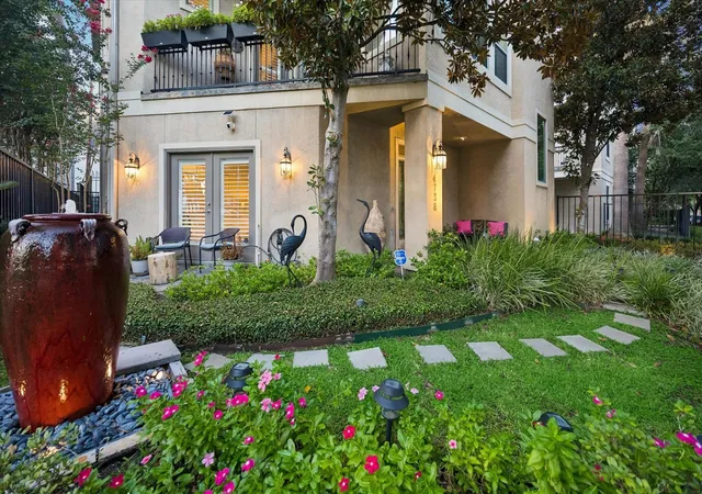 4th image of 4738 Banning Dr, Houston, TX 77027 | MLS# 66187767