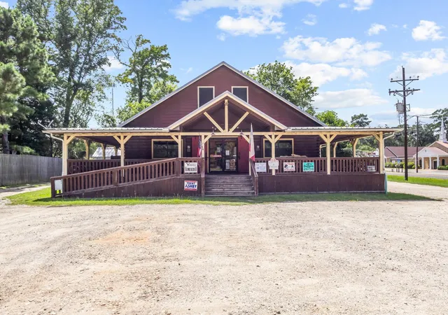 1st image of 203 W Elder St, Colmesneil, TX 75938 | MLS# 24137757