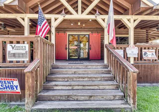 5th image of 203 W Elder St, Colmesneil, TX 75938 | MLS# 24137757
