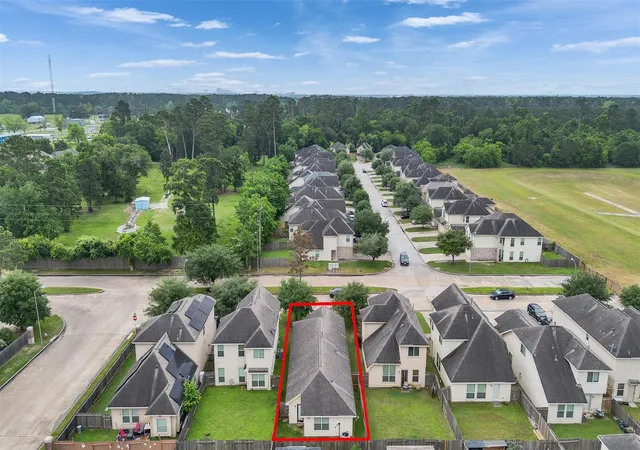 Photo 2 of Single family home for sale at 2650 Bammelwood Dr, Houston, TX 77014 | MLS# 44091445 | Listing updated on 2026-10-05