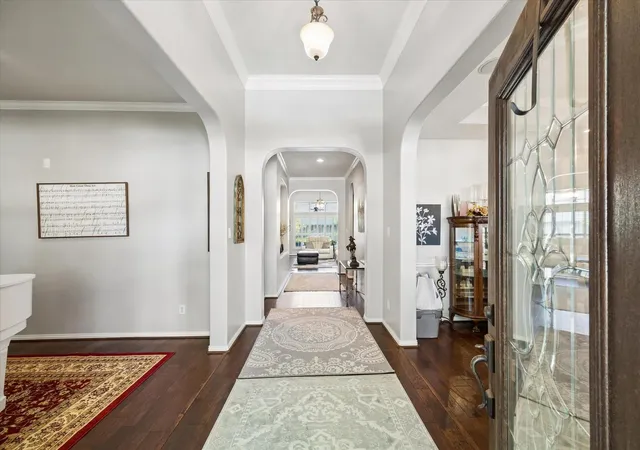 Photo 2 of Single family home for sale at 803 Woodcrest Dr, Friendswood, TX 77546 | MLS# 10220057 | Listing updated on 2026-09-20