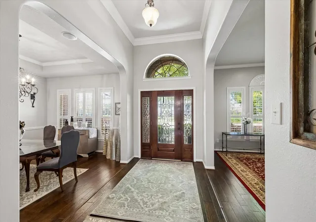 Photo 3 of Single family home for sale at 803 Woodcrest Dr, Friendswood, TX 77546 | MLS# 10220057 | Listing updated on 2026-09-20