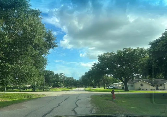 5th image of 3411 Avenue F, Pattison, TX 77466 | MLS# 52506943