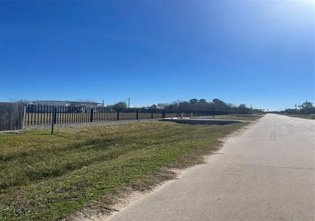 Photo 4 of Land for sale at 109 County Rd 3580, Cleveland, TX 77327 | MLS# 34449307 | Listing updated on 2026-06-10