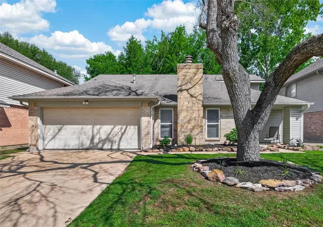 Photo 1 of Sale Pending at 10610 Wayward Wind Ln, Houston, TX 77064 | MLS# 33913192 | Listing updated on 2026-08-30