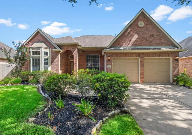 3rd image of 4819 Cypress Spring Dr, Missouri City, TX 77459 | MLS# 71545040